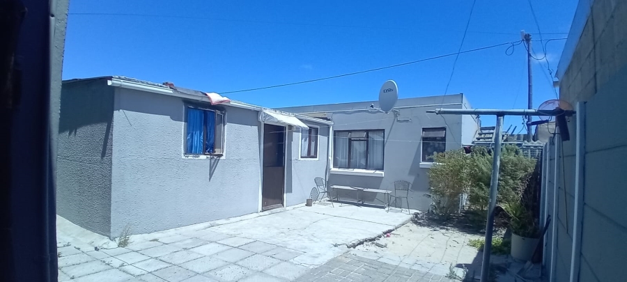 3 Bedroom Property for Sale in Belhar Western Cape
